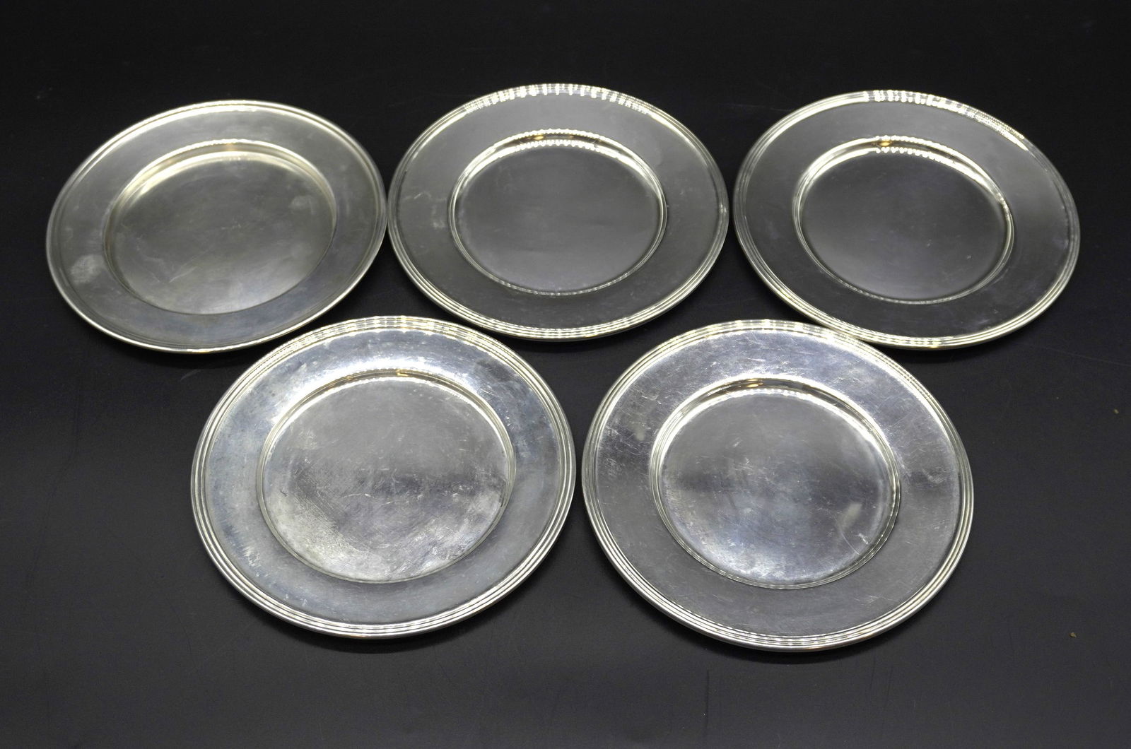 5 VINTAGE STERLING SILVER BREAD PLATES (1 of 4)