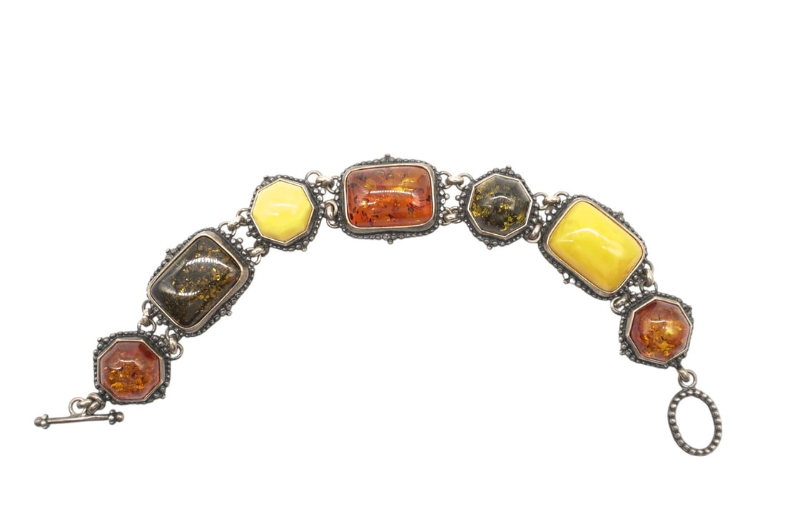 VINTAGE STERLING SILVER AMBER BRACELET (1 of 3)
