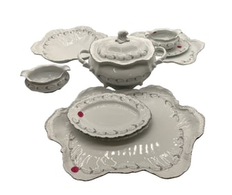 9 CAPEANS PORCELANA ESPANA SERVING PIECES