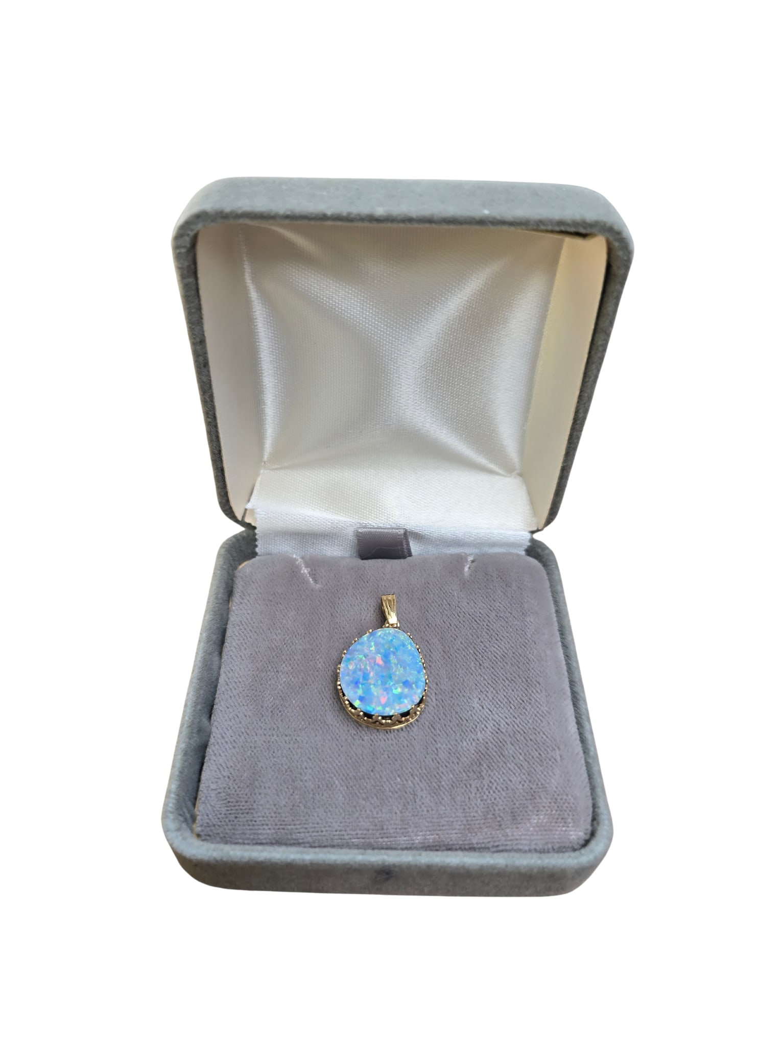 ESTATE 14K OPAL PENDANT (1 of 4)