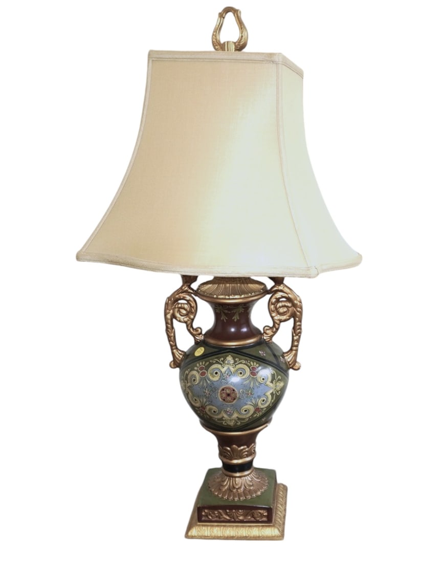 VINTAGE BOMBAY & CO TABLE LAMP: Vintage Bombay & Co Table Lamp with Shade. Lamp 10"x8"x23". Shade 18"x18"x13". Weight 14 lbs.