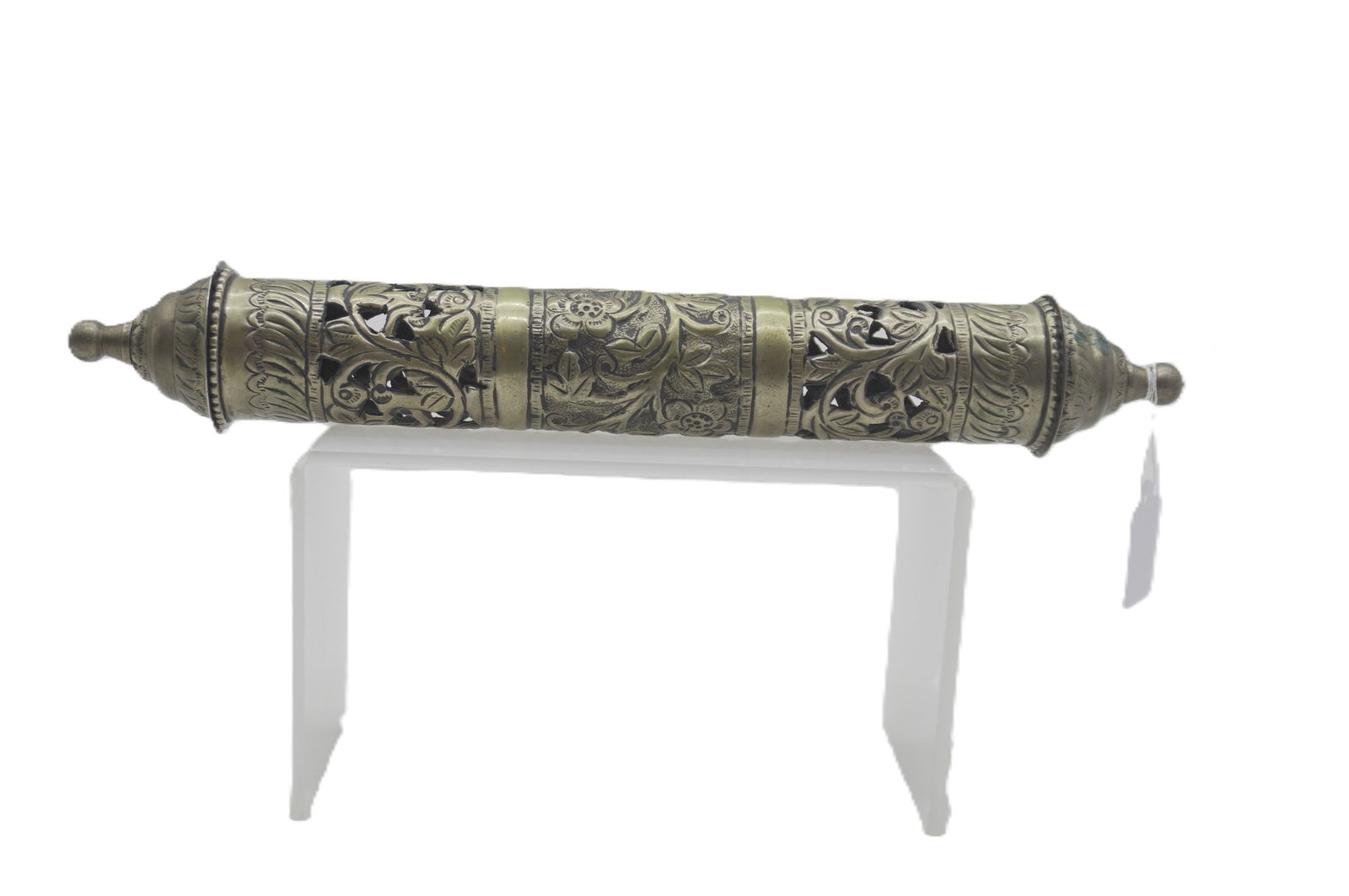 ANTIQUE ORNATE SILVER SCROLL HOLDER (1 of 7)