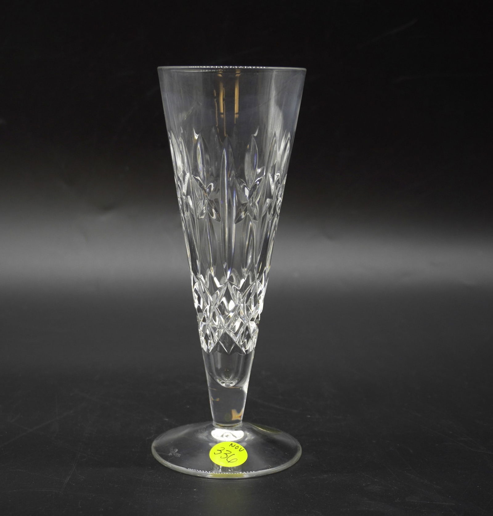 WATERFORD CRYSTAL EDYTHE BUD VASE (1 of 5)