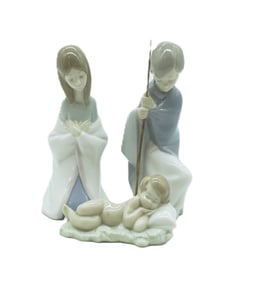 3 PC LLADRO PORCELAIN FAMILY NATIVITY SET