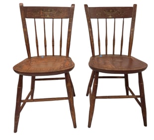 PAIR NICHOLS & STONE THUMB BACK WINDSOR CHAIRS
