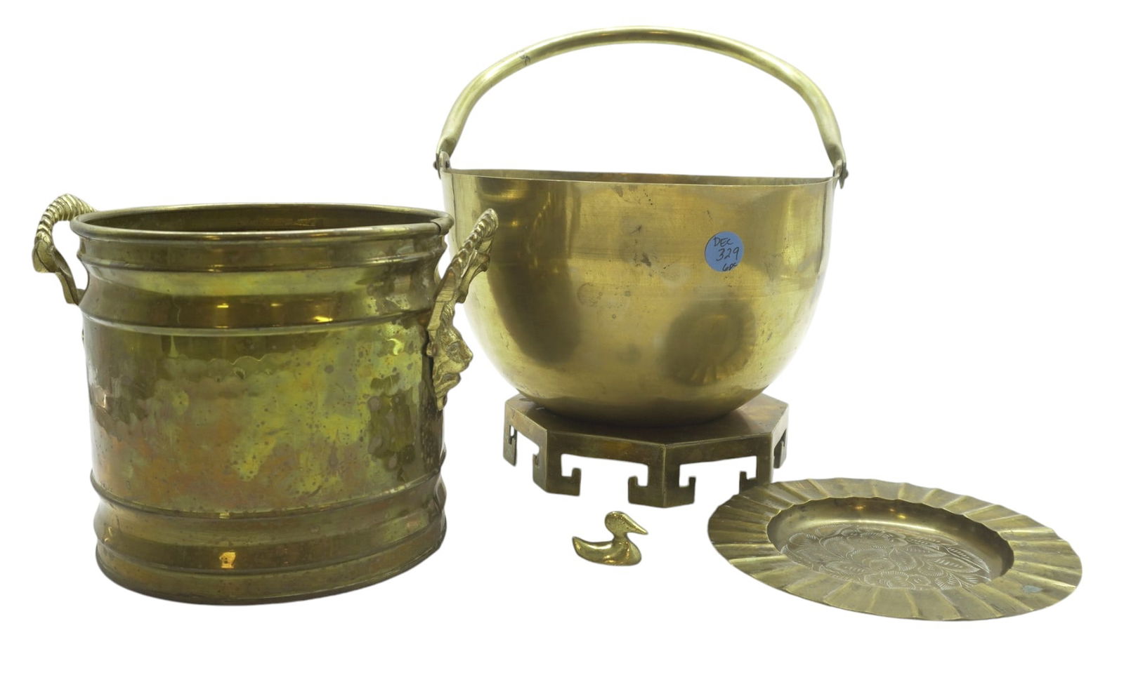 6 PC VINTAGE BRASS ITEMS (1 of 3)