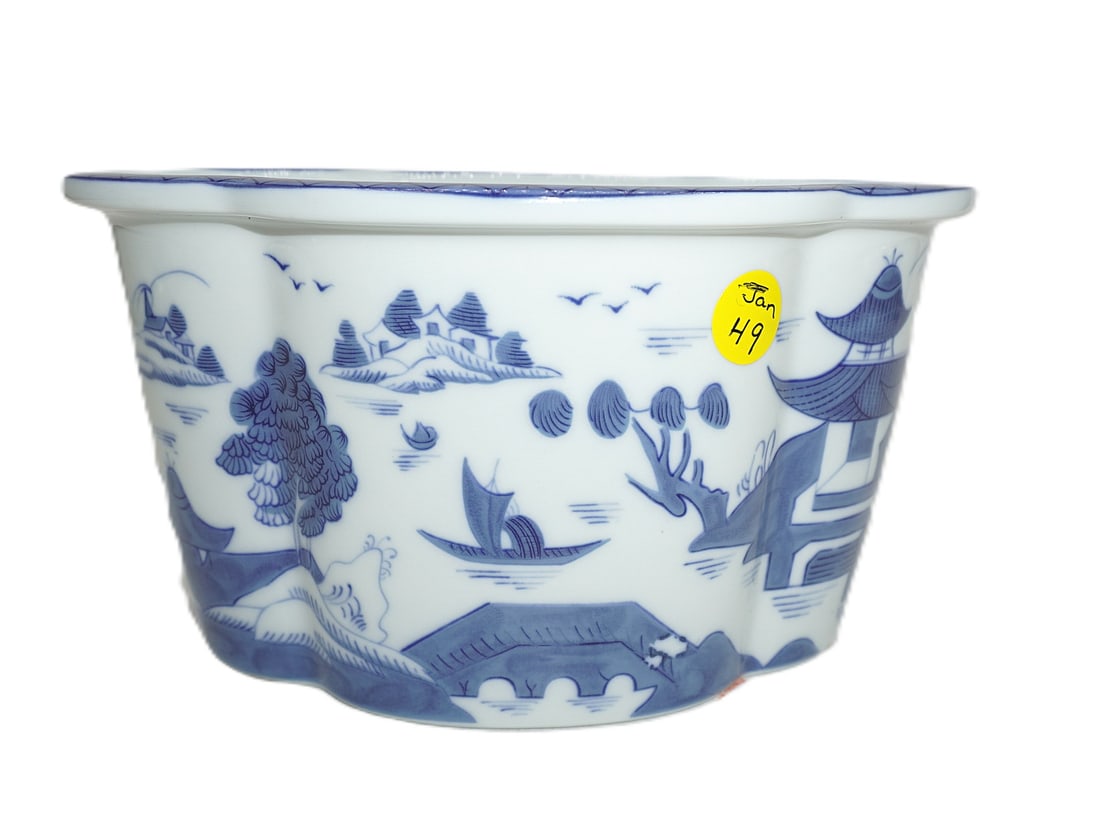 MOTTAHEDEH HISTORIC CHARLESTON CANTON CACHEPOT (1 of 6)