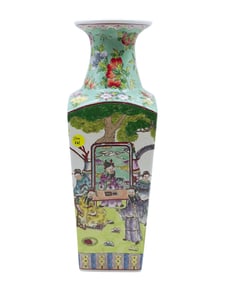 TALL CHINESE EXPORT HAND PAINTED VASE