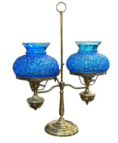ANTIQUE DOUBLE BRASS STUDENT OIL LAMP