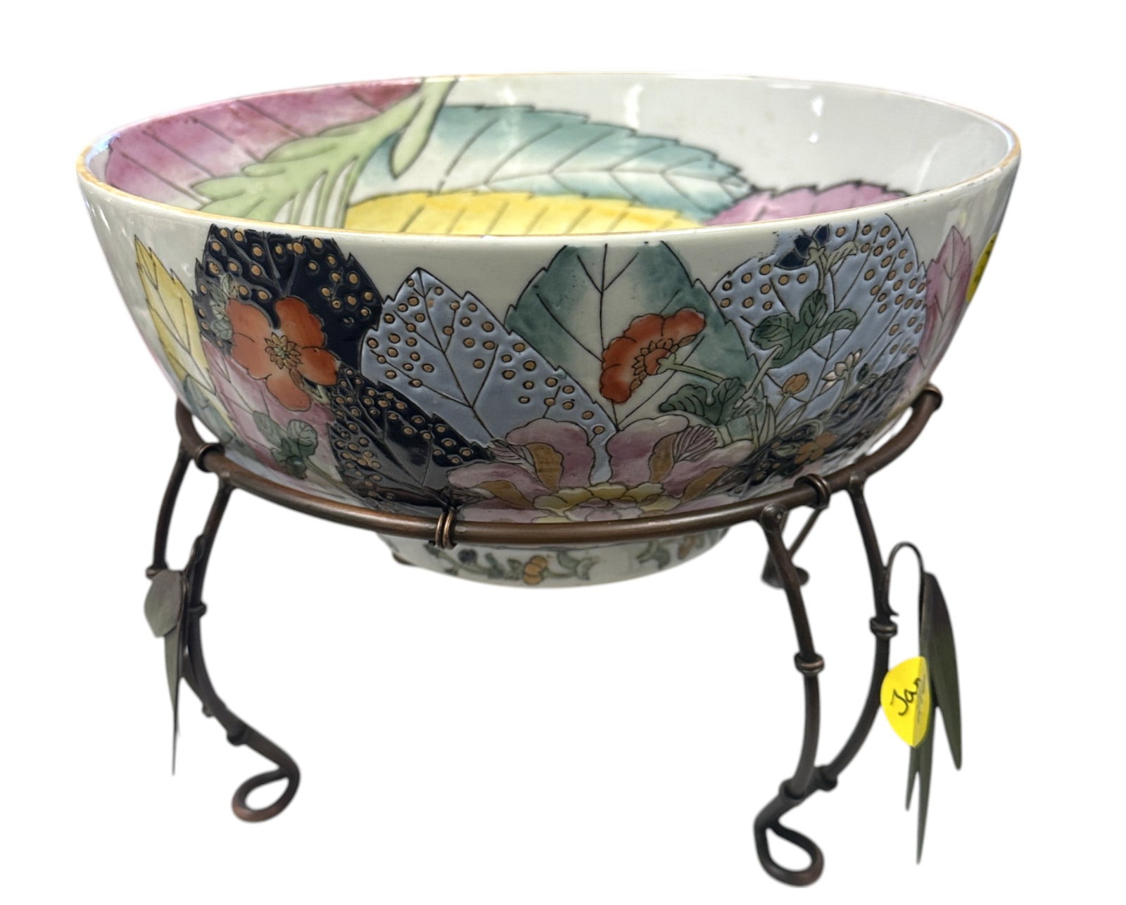 HAND PAINTED PORCELAIN TOBACCO LEAF BOWL WITH STAND: Vintage Hand Painted Porcelain Tobacco Leaf Bowl with tole stand. Bowl 10"x10"x4.75". Stand measures 9"x9"x4.25". Weight 4 lbs.