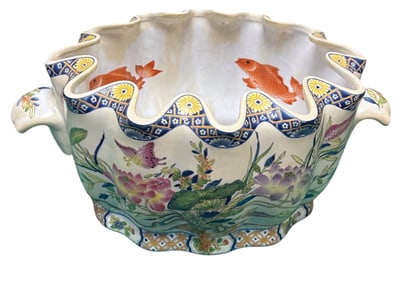 LARGE VINTAGE CHINESE EXPORT JARDINIERE