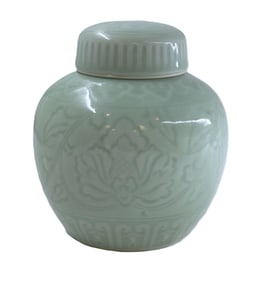 VINTAGE CHINESE CELADON LIDDED PORCELAIN GINGER JAR