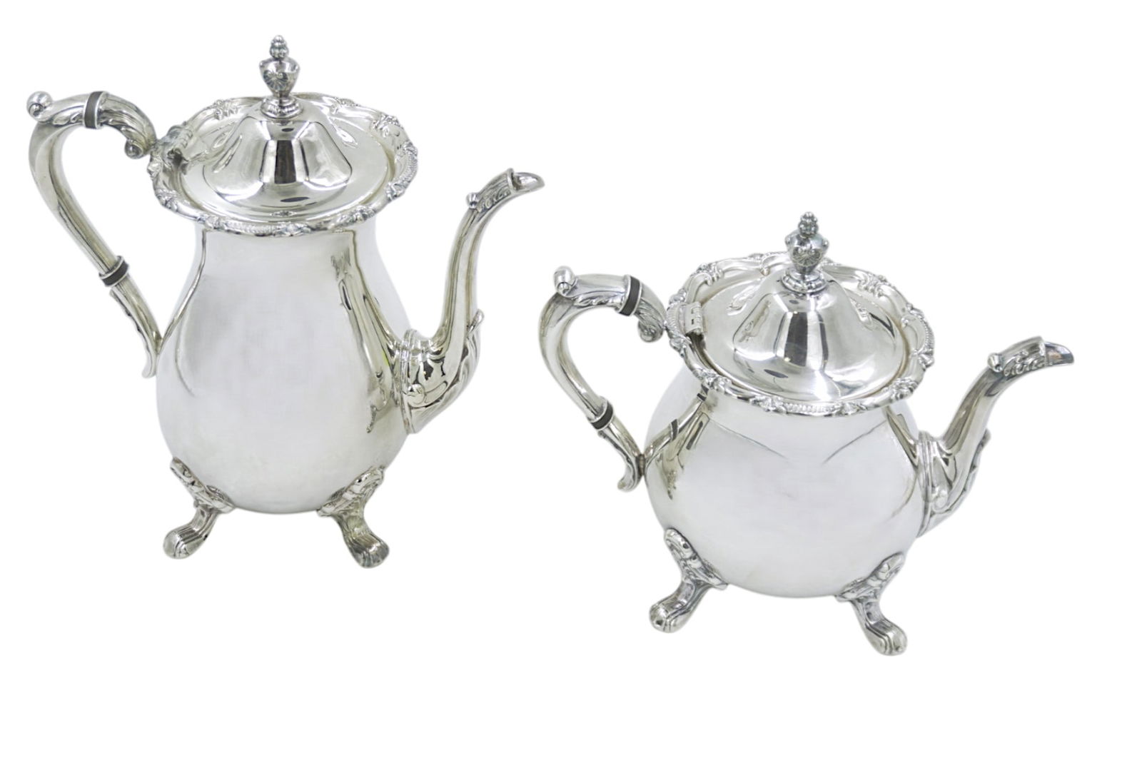 POOLE SILVERPLATE TEA & COFFEE POTS (1 of 3)