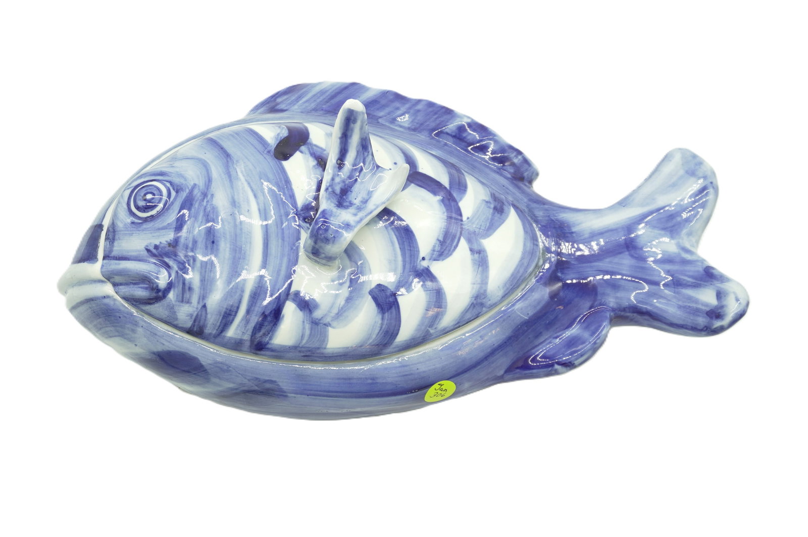 BLUE & WHITE HAND PAINTED FISH TUREEN: Vintage hand painted Blue & White Porcelain Fish Tureen. Measures 16"x9"x6". Weight 3 lbs 14 oz