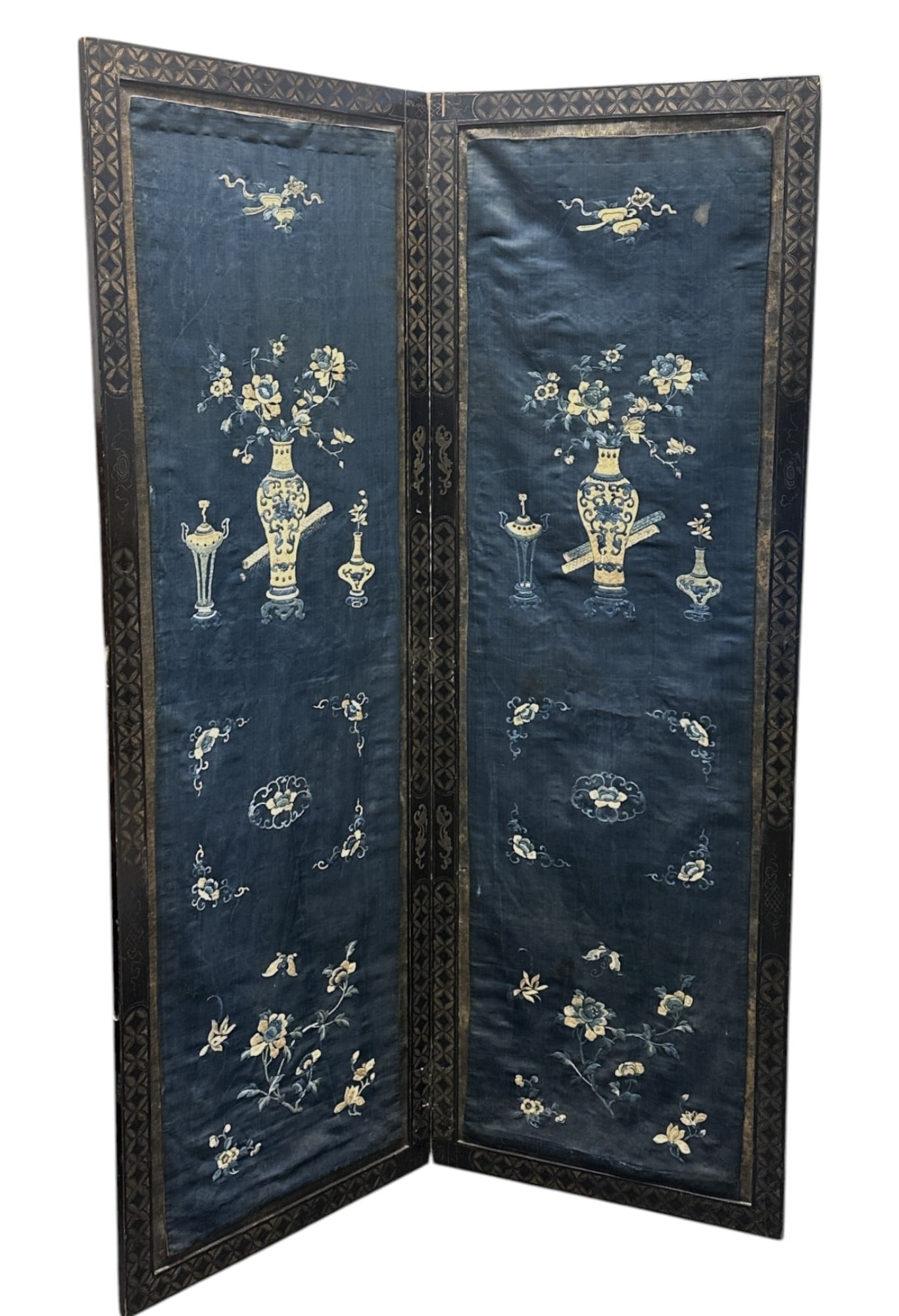 ANTIQUE CHINESE 2 PANEL EMBROIDERED SCREEN (1 of 4)
