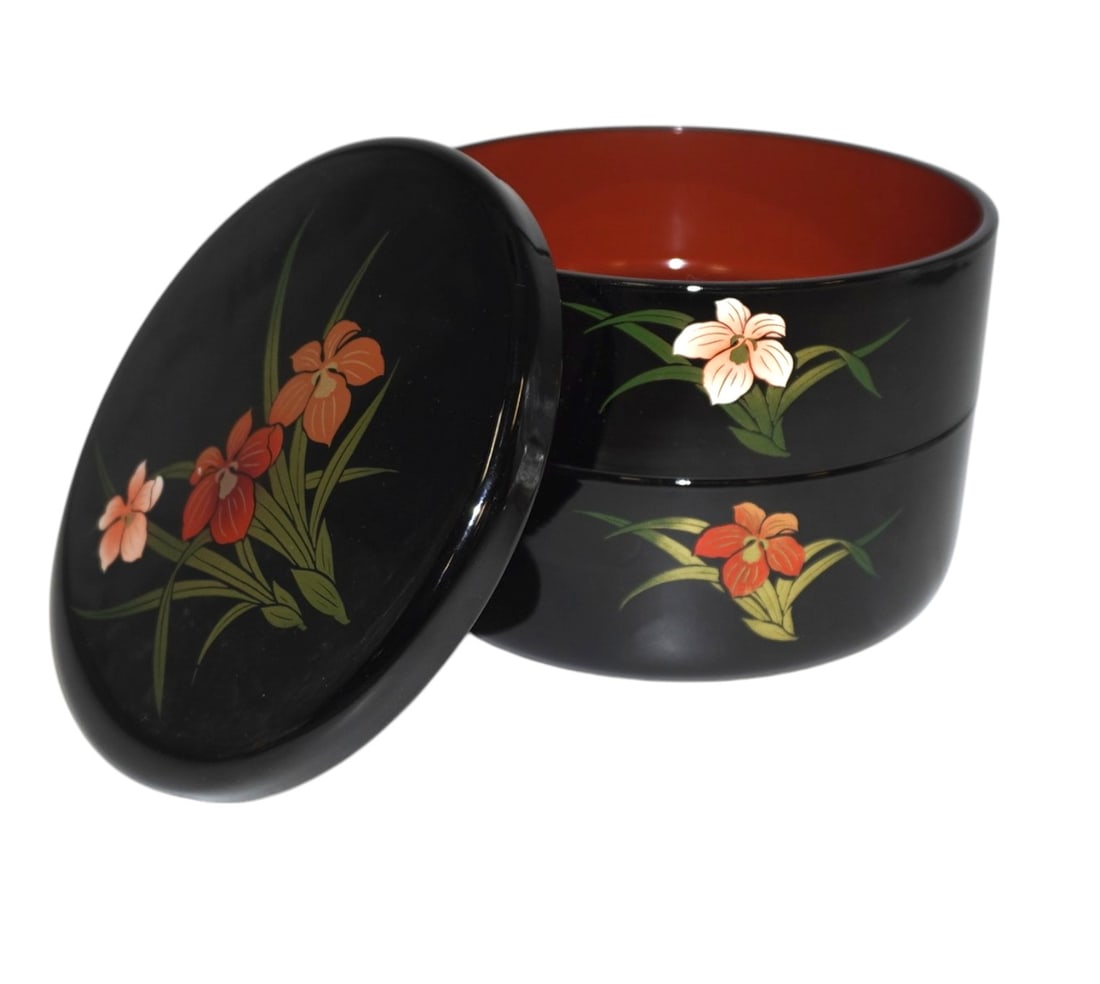 VINTAGE TRADITIONAL JAPANESE BENTO BOX (1 of 5)