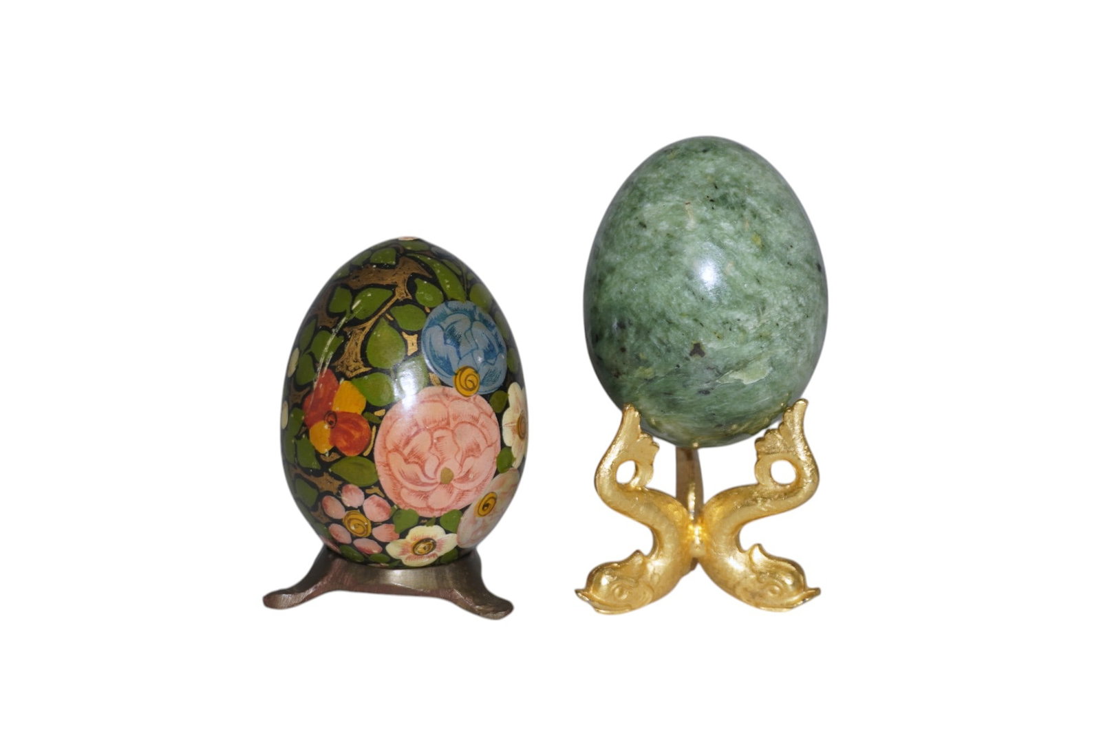 2 SERPENTINE & PAPER MACHE EGGS ON STANDS: Serpentine and Paper Mache Eggs on stands. On stands 3.5" and 3". Weight combined 11 oz