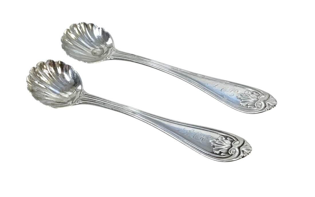 2 GORHAM COIN SILVER 1855 JOSEPHINE SUGAR SHELL SPOONS (1 of 4)