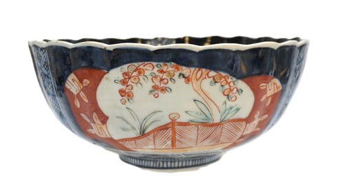 ANTIQUE JAPANESE MEIJI IMARI SCALLOPED BOWL