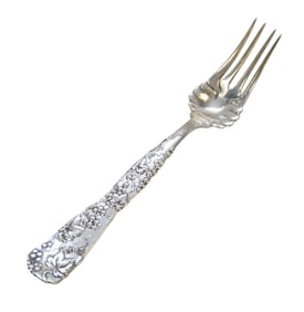 TIFFANY & CO STERLING SILVER 1872 VINE LARGE COLD MEAT FORK
