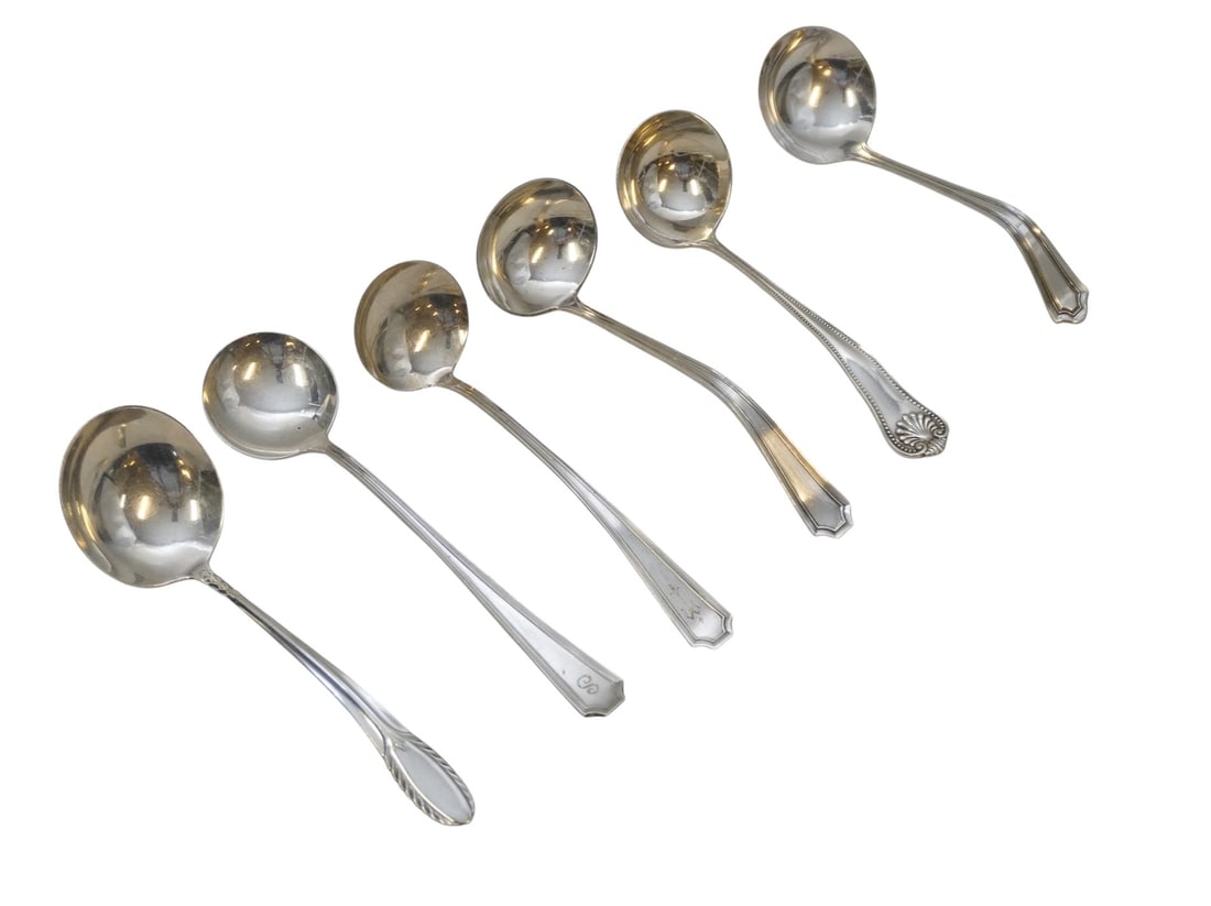 6 STERLING SILVER LADLES DURGIN - GORHAM - FRANK SMITH: Durgin Fairfax 1910 Solid Cream Ladle 5 1/8". Durgin Fairfax 1910 Mayonnaise Ladle 5". Mary Warren Manchester Mayonnaise Ladle 4 7/8". Frank Smith 1910 Newport Shell Cream Ladle 4 3/4". Trousseau 1934