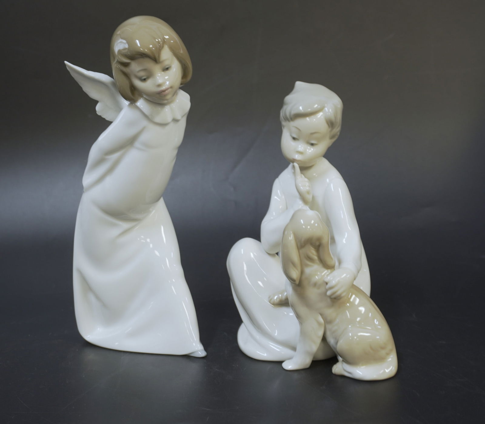 2 VINTAGE LLADRO FIGURINES (1 of 5)