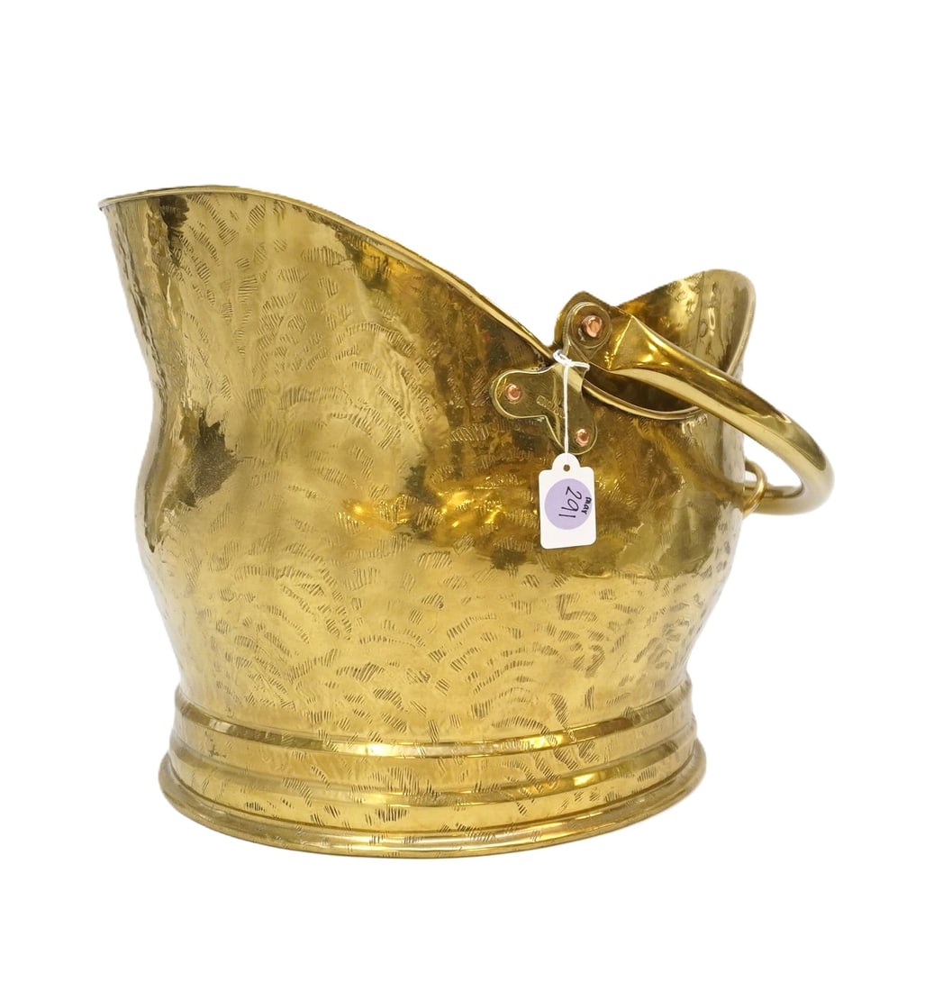 ENGLISH HAMMERED BRASS COAL SCUTTLE (1 of 6)