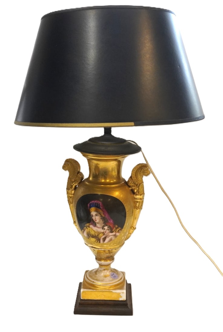 19th c FRENCH HAND PAINTED PORCELAIN LAMP (1 of 5)