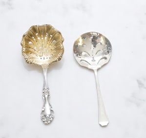 2 AMERICAN STERLING SILVER BON BON SPOONS