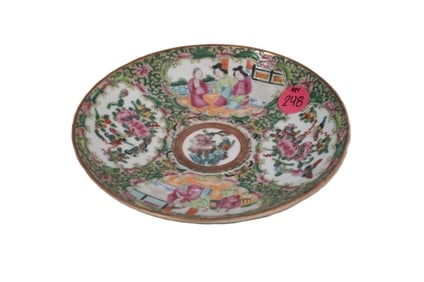 ANTIQUE CHINESE FAMILLE ROSE MEDALLION PLATE