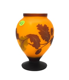 TELEFLORA CAMEO ART GLASS VASE