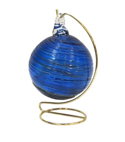 3 PIECES OF DECORATIVE ART GLASS