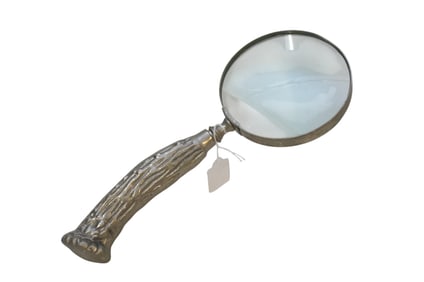 METAL ANTLER MAGNIFYING GLASS