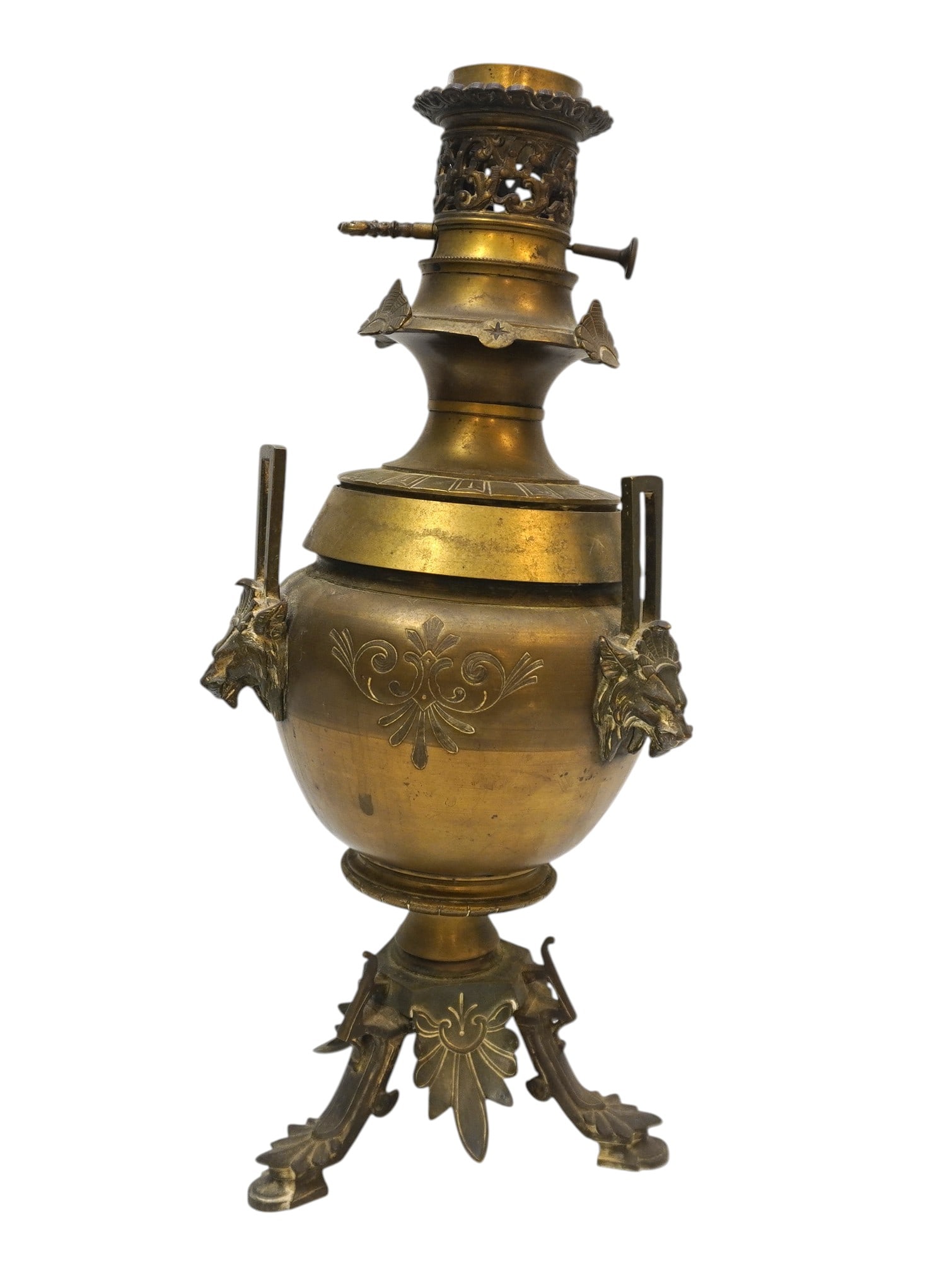 ANTIQUE ORNATE BRASS OIL LAMP: Antique Ornate Brass Oil Lamp. Measures 7"x7"x17". Weight 8 lbs 6 oz.