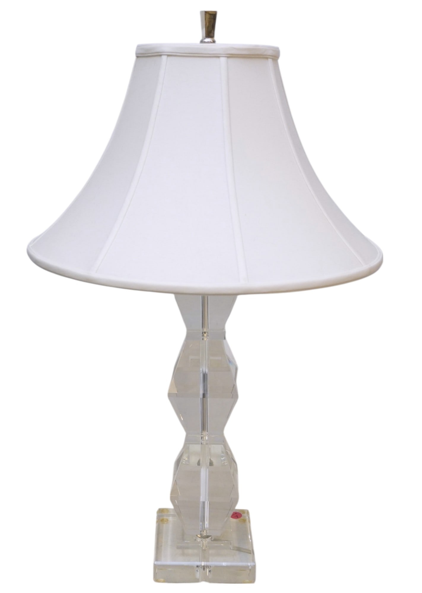 ETHAN ALLEN GEOMETRIC CUT CRYSTAL LAMP: Ethan Allen geometric cut crystal Lamp. Measures Lamp" 6"x6"x23". Shade 18"x18"x12". Wt 18 lbs