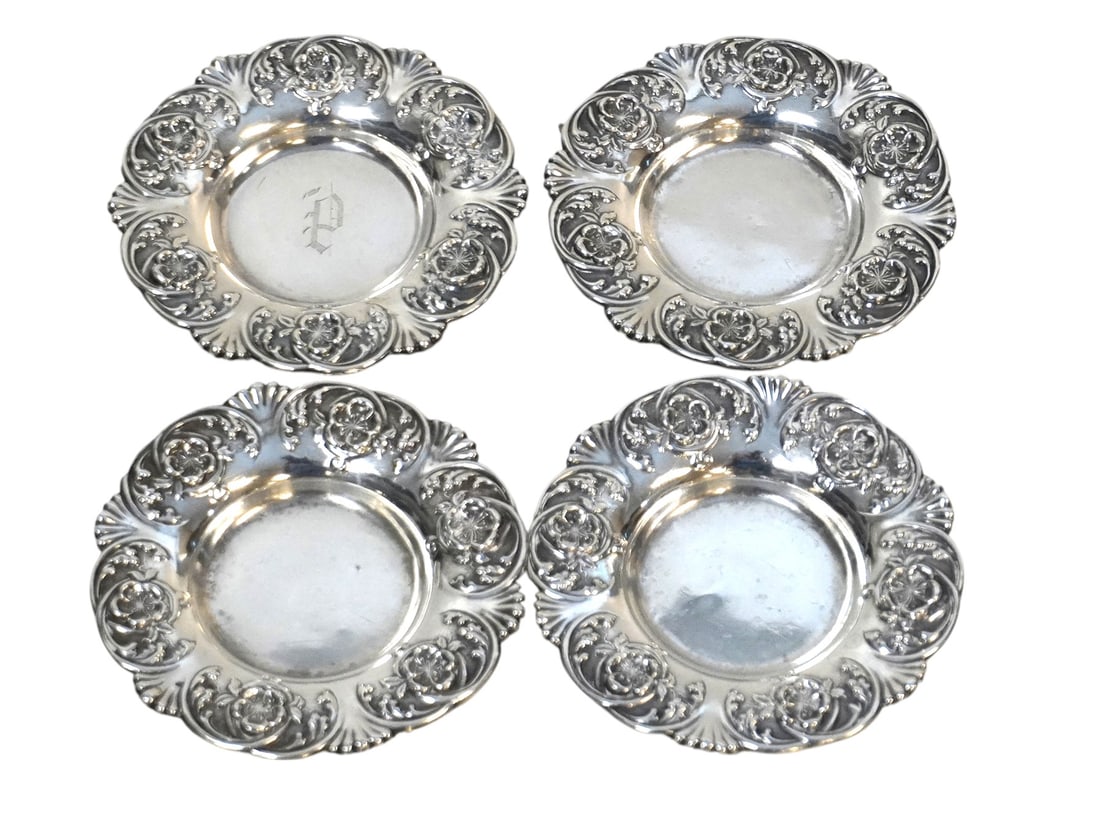 4 ANTIQUE ALVIN STERLING SILVER NUT DISHES (1 of 4)