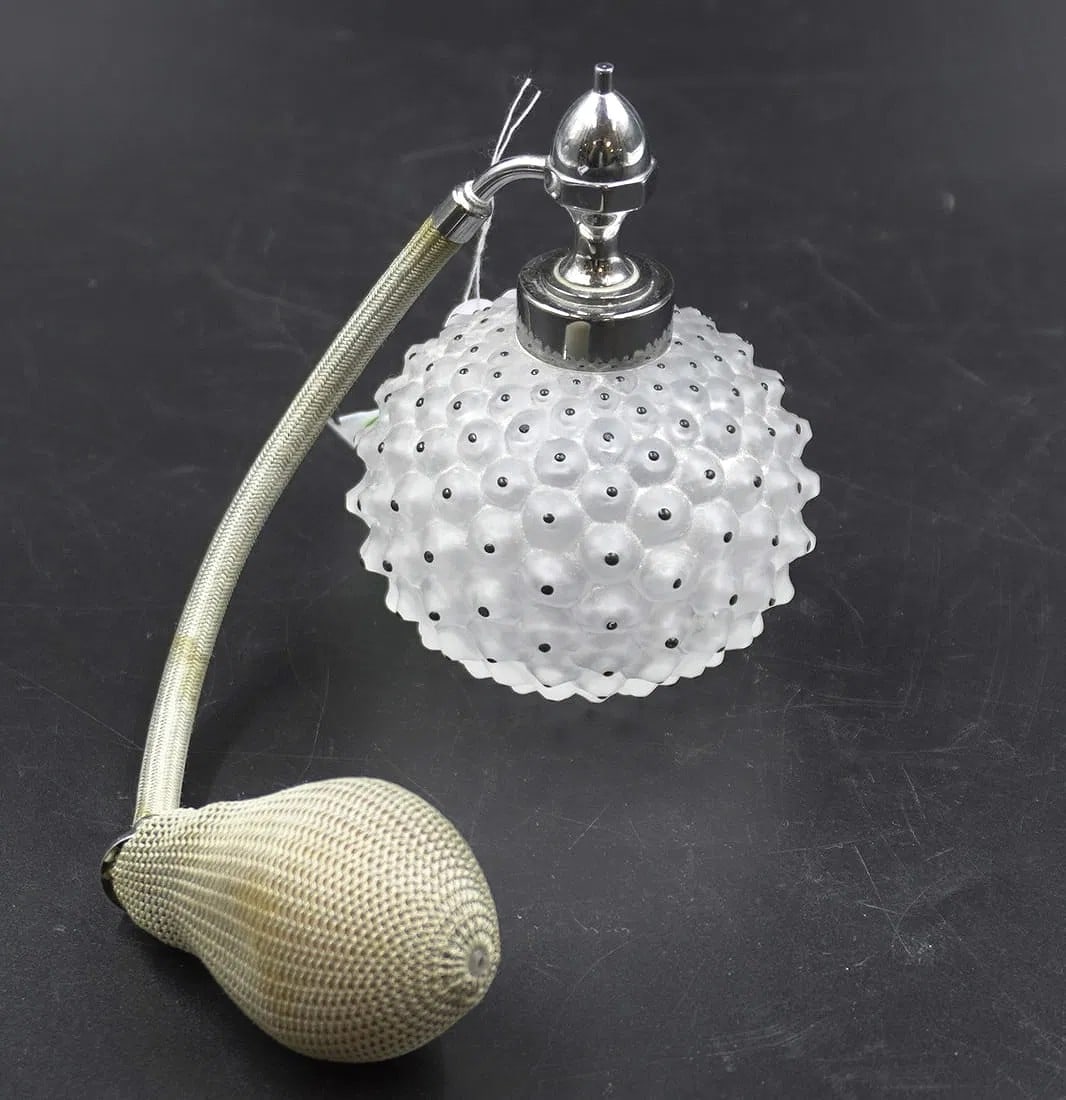 LALIQUE CRYSTAL 1930s CACTUS PERFUME ATOMIZER (1 of 3)