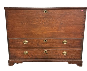 NEW ENGLAND LIFT TOP BLANKET CHEST
