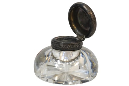 ANTIQUE 19TH C CUT CRYSTAL INKWELL