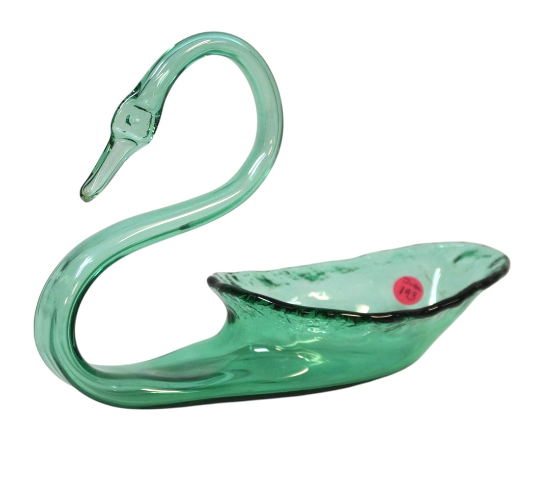 MCM LARGE HAND BLOWN GREEN GLASS SWAN (1 of 5)