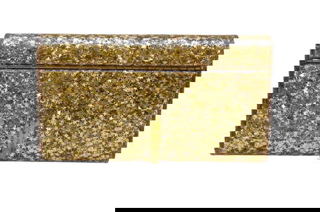 RARE WILARDY 1950s LUCITE CONFETTI CLUTCH: Rare 1950s Wilardy Lucite Clutch with Gold Star Confetti. Measures 7.5" x 4.25" x 1.5" and weighs 10.7 oz.
