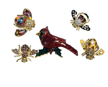 5 JOAN RIVERS BROOCHES - BEES AND CARDINAL