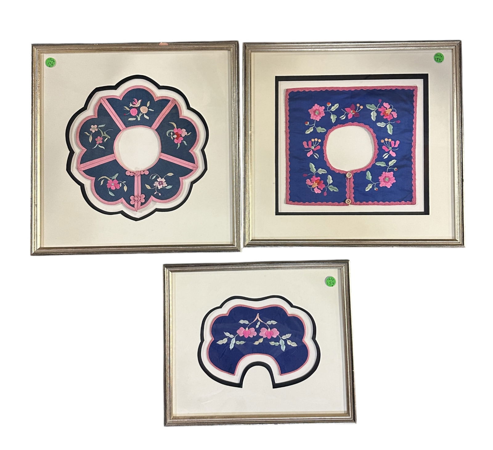 LOT OF 3 ANTIQUE CHINESE EMBROIDERED COLLARS FRAMED (1 of 4)