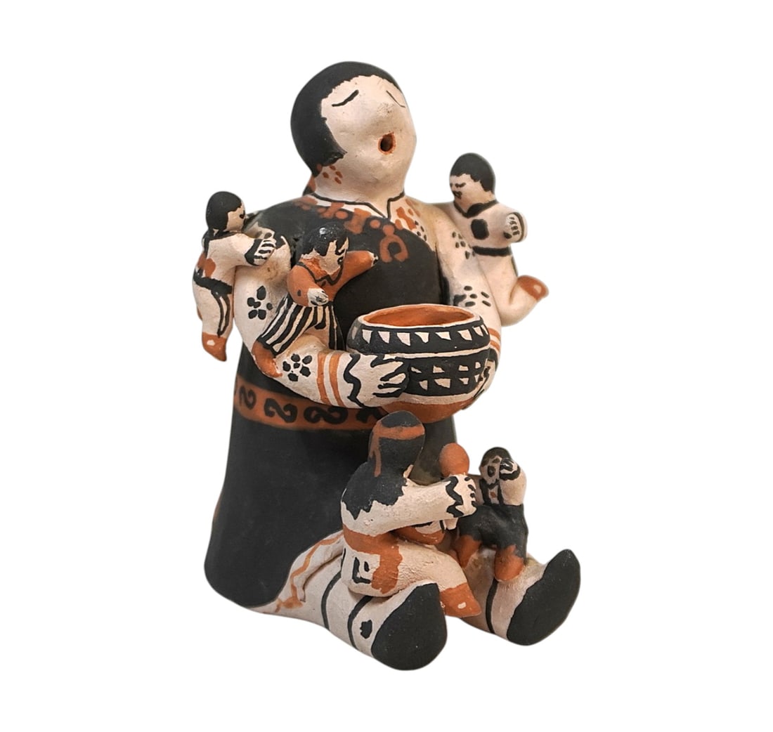 MARILYN HENDERSON RAY (B.1954, ACOMA) STORYTELLER FIGURINE SIGNED (1 of 8)