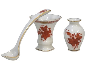 3 PC HEREND APPONYI SERVING SPOON & VASES