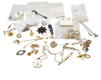 23 PC VINTAGE COSTUME JEWELRY INCL STERLING