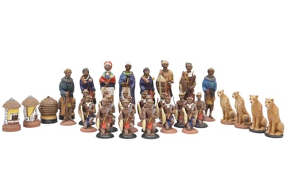 GALA STAR CC CARVED AFRICAN TRIBAL CHESS SET