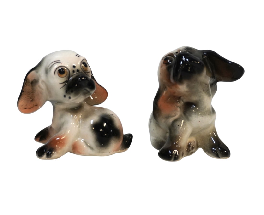 VINTAGE MCM BIG EYE PUPPY DOG S&P SHAKERS: Vintage MCM Big Eye Puppy Dog S&P Shakers. Each is about 2.5" tall, total lot weight is 2.7 oz.