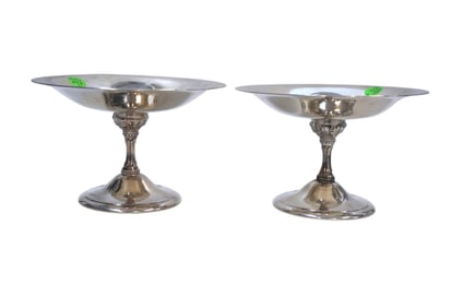 2 VINTAGE REED & BARTON SILVERPLATE COMPOTES