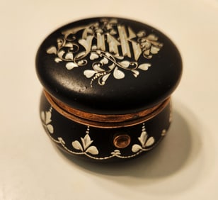RARE 19th c. BLACK LACQUER TRAVELING INKWELL VIENNA